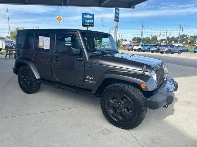 Used 2016 Jeep Wrangler Unlimited Sahara w/ Connectivity Group AWD/4WD image 4