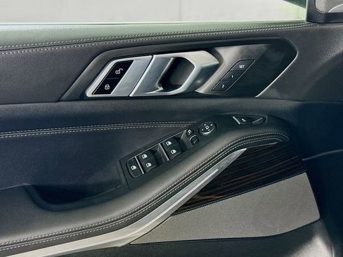 Used 2024 BMW X5 xDrive40i w/ Premium Package image 18