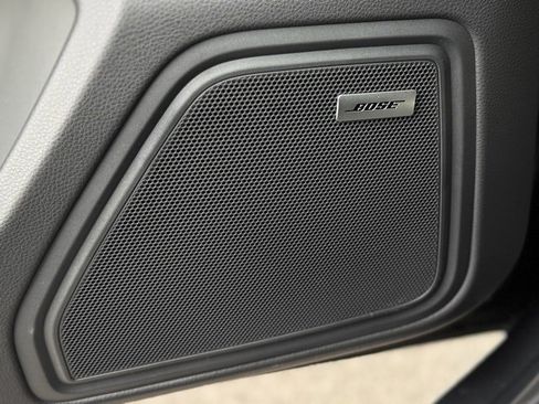 New 2026 Porsche Macan image 15