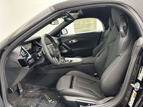 New 2026 BMW Z4 sDrive30i w/ Premium Package RWD image 25