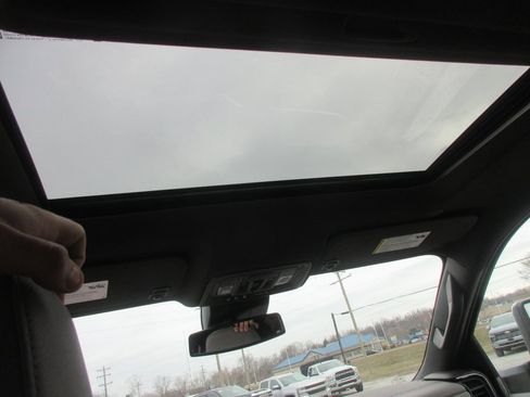 New 2026 GMC Sierra 3500 SLT w/ SLT Premium Package image 17