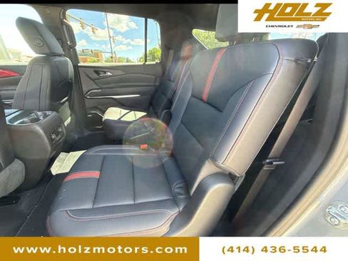Certified 2026 Chevrolet Traverse RS AWD/4WD image 24