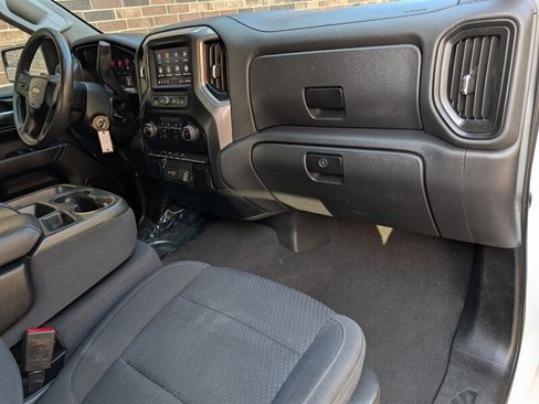 Used 2022 Chevrolet Silverado 1500 Custom AWD/4WD image 14