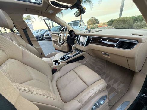 Used 2016 Porsche Macan S AWD/4WD image 24