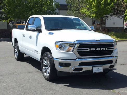 Used 2019 RAM 1500 Big Horn AWD/4WD image 3