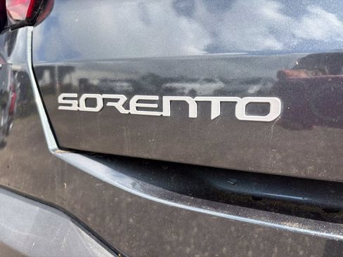 Certified 2024 Kia Sorento S AWD/4WD image 11