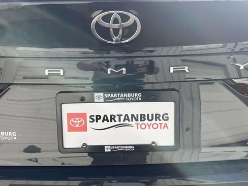 Used 2025 Toyota Camry LE FWD image 11