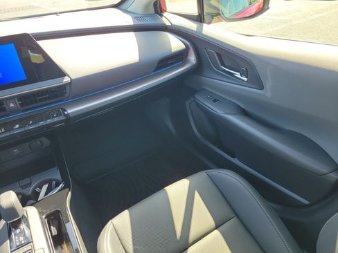 Used 2026 Toyota Prius XLE image 16