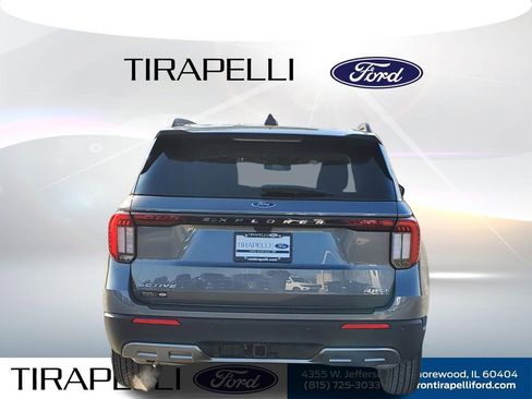 New 2025 Ford Explorer Active w/ Active Comfort Package image 8