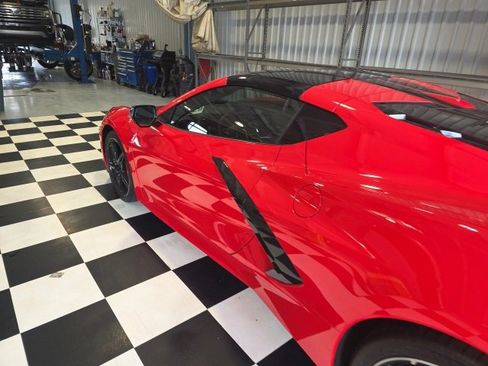 Used 2020 Chevrolet Corvette Stingray Premium Cpe w/ 3LT Preferred Equipment Group image 12