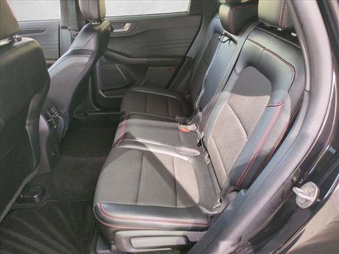 Used 2025 Ford Escape ST-Line AWD/4WD image 17