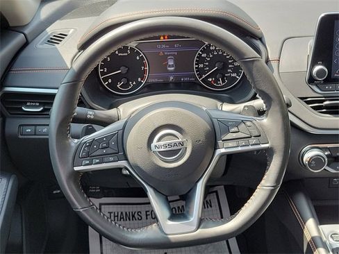 Certified 2022 Nissan Altima 2.5 SR w/ Midnight Edition Package image 23