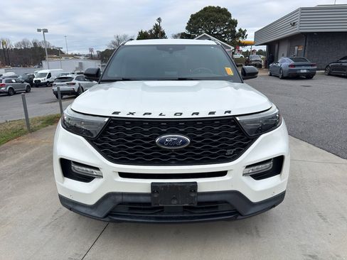Used 2020 Ford Explorer ST w/ ST Street Pack image 2