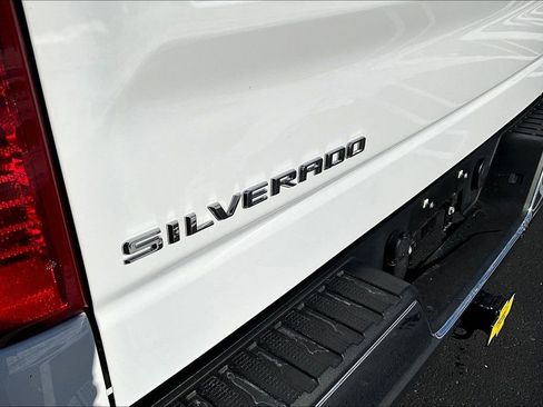 Used 2022 Chevrolet Silverado 1500 LT image 25