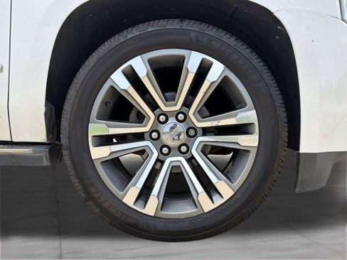 Used 2019 GMC Yukon XL Denali w/ Denali Ultimate Package RWD image 12