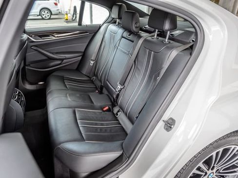 Used 2019 BMW 530i w/ Convenience Package RWD image 45