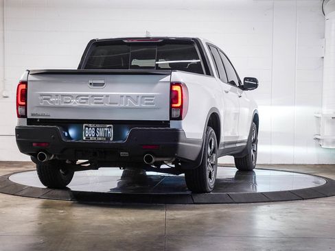 Used 2024 Honda Ridgeline Black Edition image 6