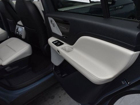 New 2026 Lincoln Aviator Reserve w/ Luxury Package AWD/4WD image 15