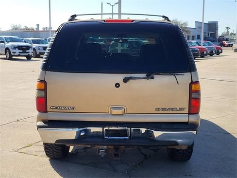 Used 2001 Chevrolet Tahoe LT w/ LT Preferred Equipment Group image 21