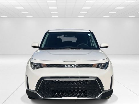 Used 2024 Kia Soul LX w/ Option Group 015 image 2