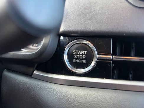 Used 2022 Mitsubishi Outlander ES FWD image 20