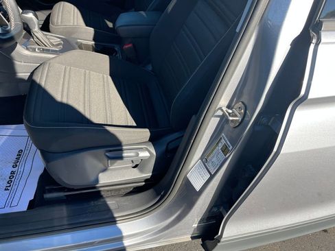 Used 2024 Volkswagen Tiguan S image 20