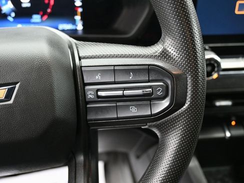 Used 2023 Chevrolet Colorado W/T image 18