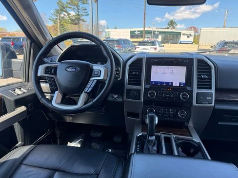 Used 2020 Ford F150 Lariat AWD/4WD image 12