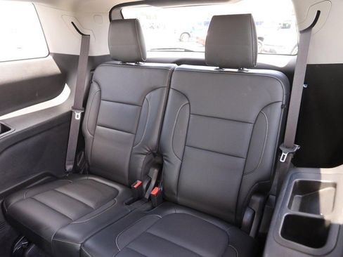Used 2019 GMC Acadia SLT FWD image 11