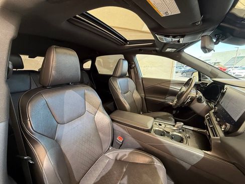 Used 2023 Lexus RX 350 Premium Plus w/ Cold Area Package FWD image 17