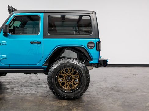 Used 2019 Jeep Wrangler Rubicon w/ Safety Group AWD/4WD image 17