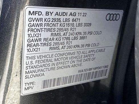 Used 2023 Audi Q8 Premium Plus w/ Premium Plus Package image 39