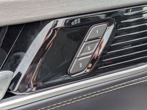 New 2026 Jeep Grand Wagoneer 4WD image 10