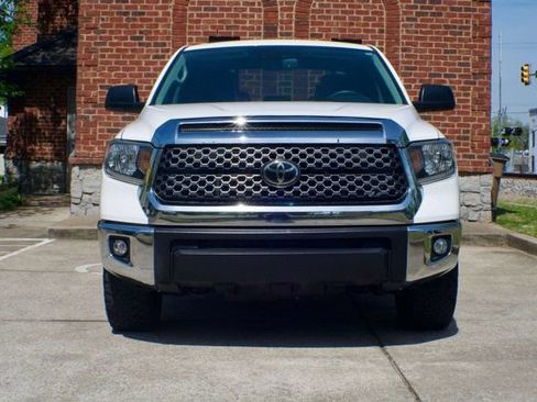 Used 2020 Toyota Tundra SR5 w/ SR5 Upgrade Package image 2