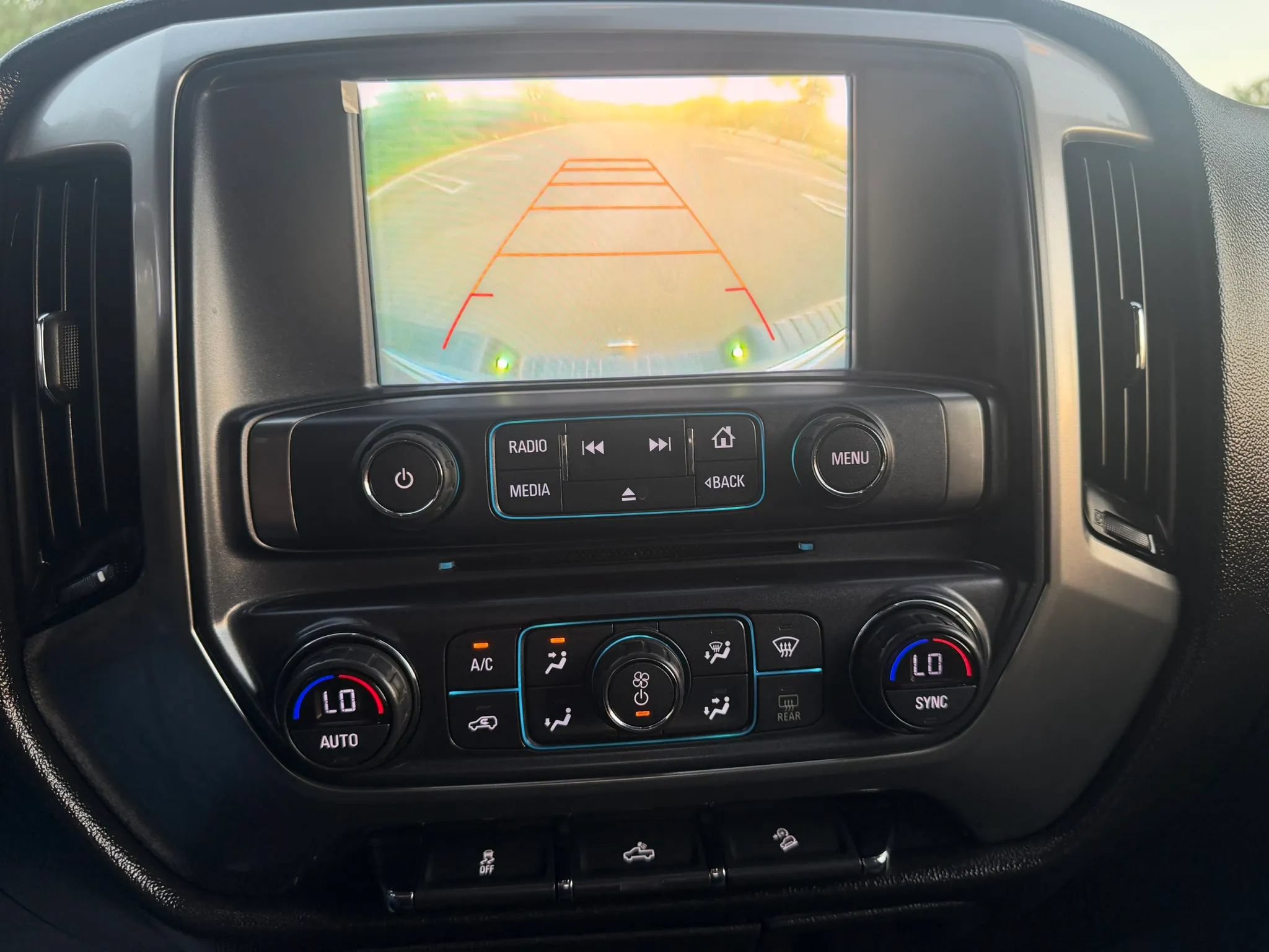 Used 2017 Chevrolet Silverado 1500 LT w/ All Star Edition AWD/4WD image 30