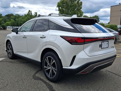 Certified 2023 Lexus RX 350 Premium w/ Accessory Package AWD/4WD image 4