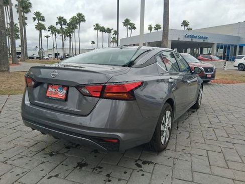 Used 2025 Nissan Altima 2.5 S FWD image 4