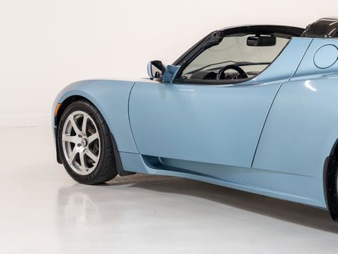 Used 2008 Tesla Roadster RWD image 22