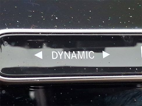 Used 2025 Mercedes-Benz GLC 300 GLC 300 image 25