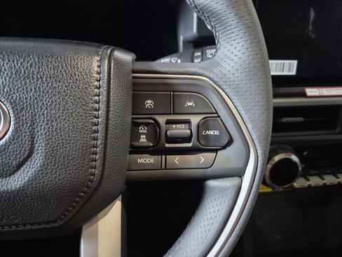 New 2026 Toyota 4Runner 4WD image 21