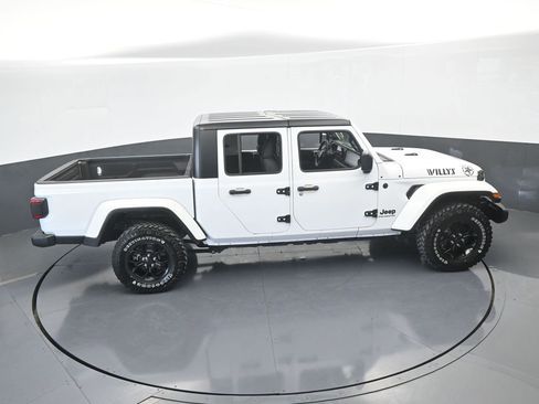 Used 2024 Jeep Gladiator Sport image 56