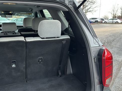 Used 2021 Hyundai Palisade SE image 33