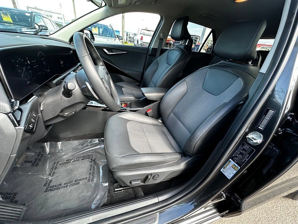 Used 2023 Kia Niro Wind FWD image 22