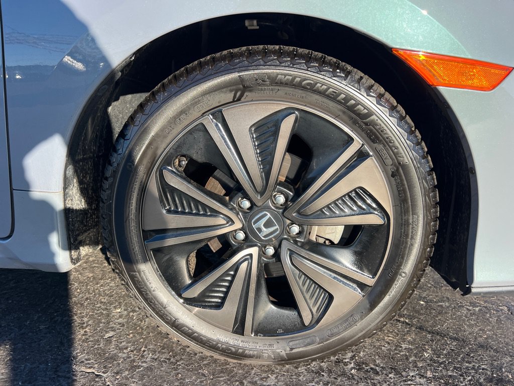 Used 2018 Honda Civic EX image 37