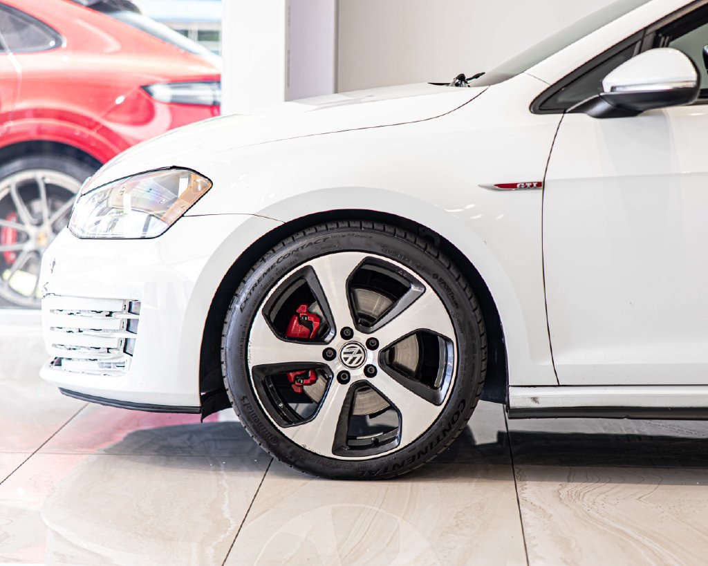 Used 2017 Volkswagen GTI S FWD image 5