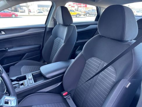 Used 2025 Kia K5 LXS FWD image 32