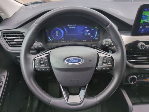 Used 2022 Ford Escape SEL w/ Technology Package image 22