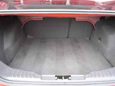 Used 2014 Ford Focus SE w/ Equipment Group 201A FWD image 14