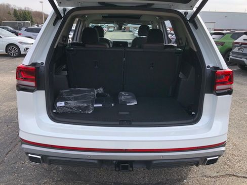 New 2026 Volkswagen Atlas Peak Edition AWD/4WD image 38