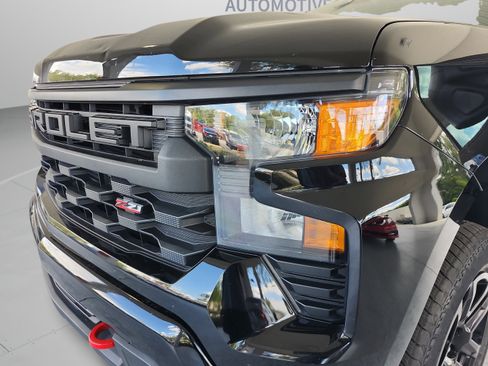 Used 2023 Chevrolet Silverado 1500 Custom Trail Boss AWD/4WD image 29